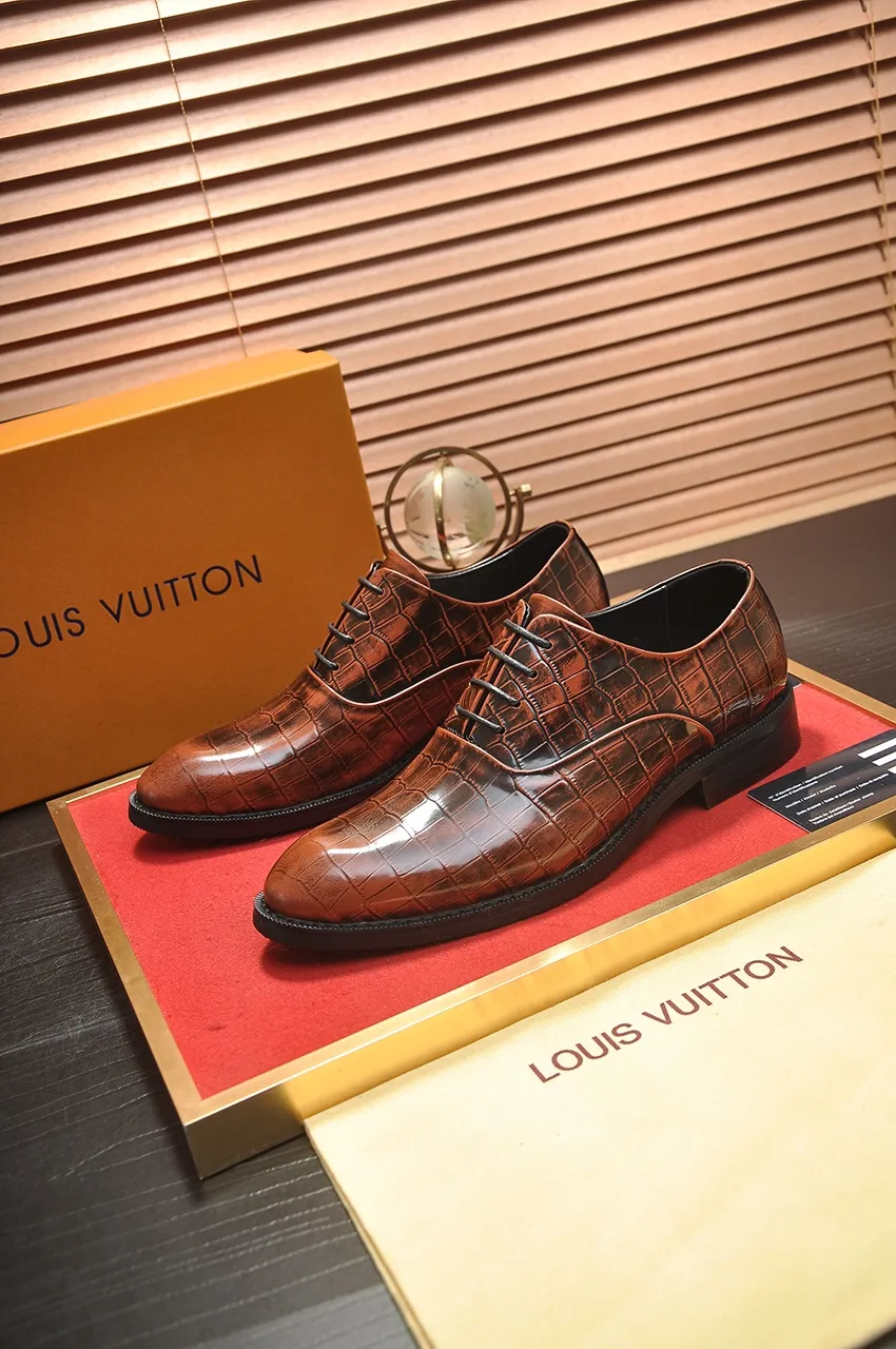 Men's shoes💰460💶【LOUIS VUITTON】(sheepskin lining) new cowhide LV formal shoes🎩🎩❗️🆘made one to one at the counter🎩original quality, imported cowhide upper➕full sheepskin lining➕original rubber outsole, {high quality visible}👣Size: 38-45 (45 custom-made)